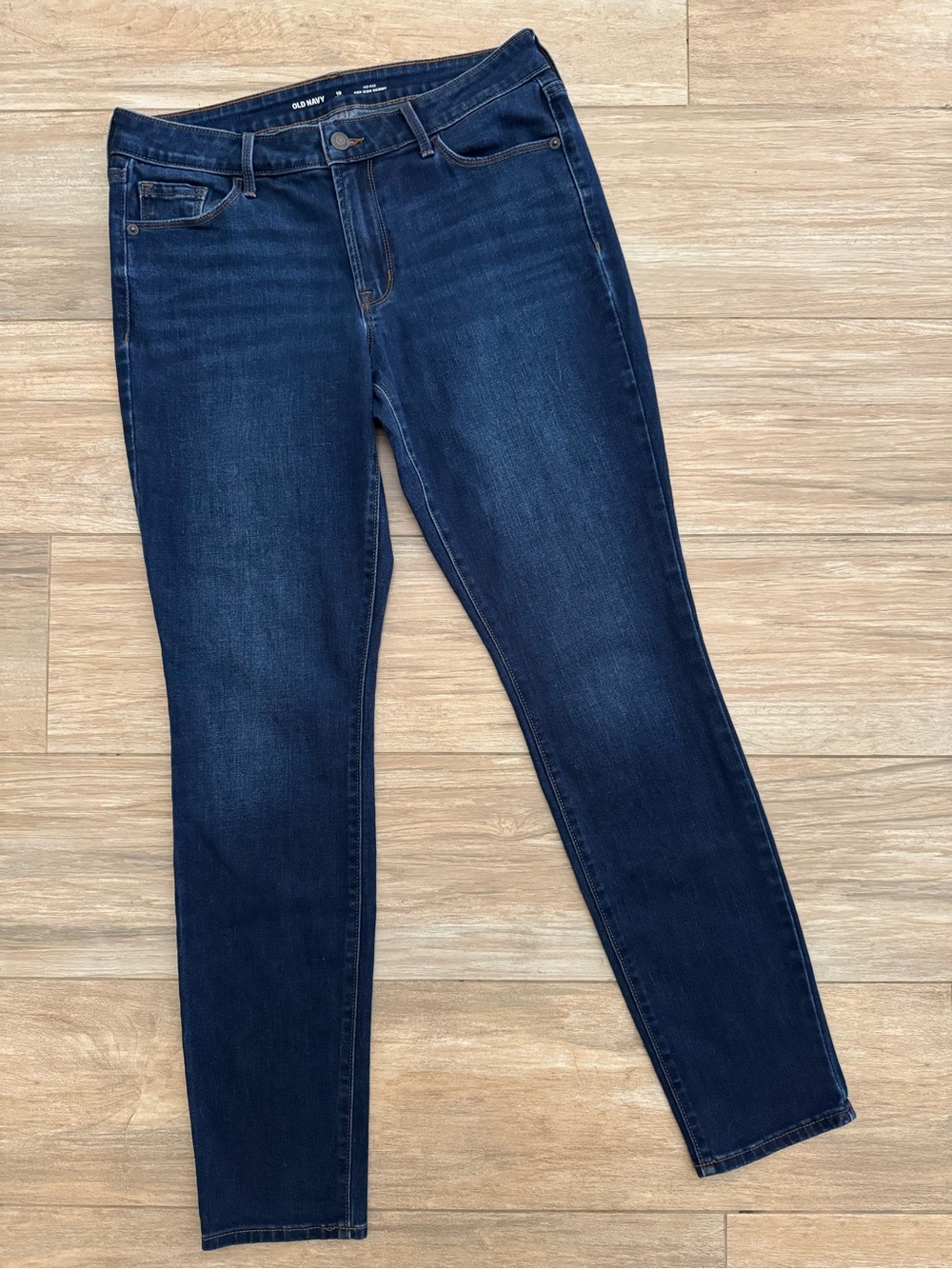 Old Navy Women's Mid-Rise Pop Icon Skinny Jean Size 10 Long